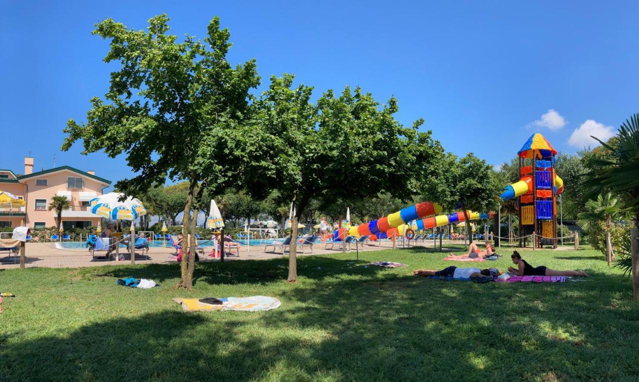 Camping Parco Capraro Лидо-ди-Езоло Экстерьер фото