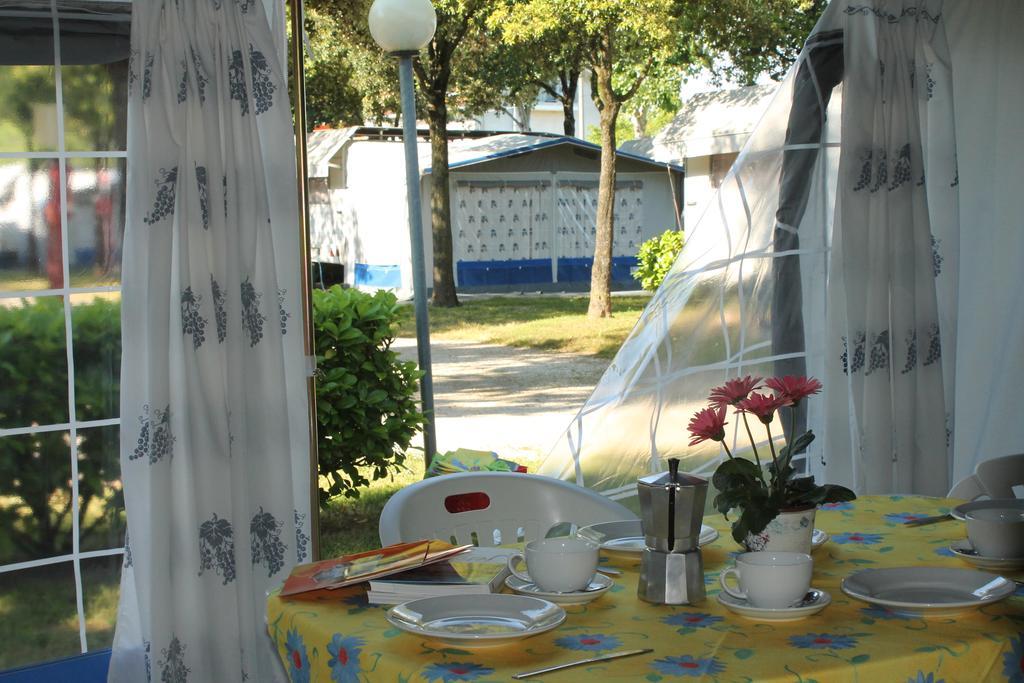 Camping Parco Capraro Лидо-ди-Езоло Номер фото